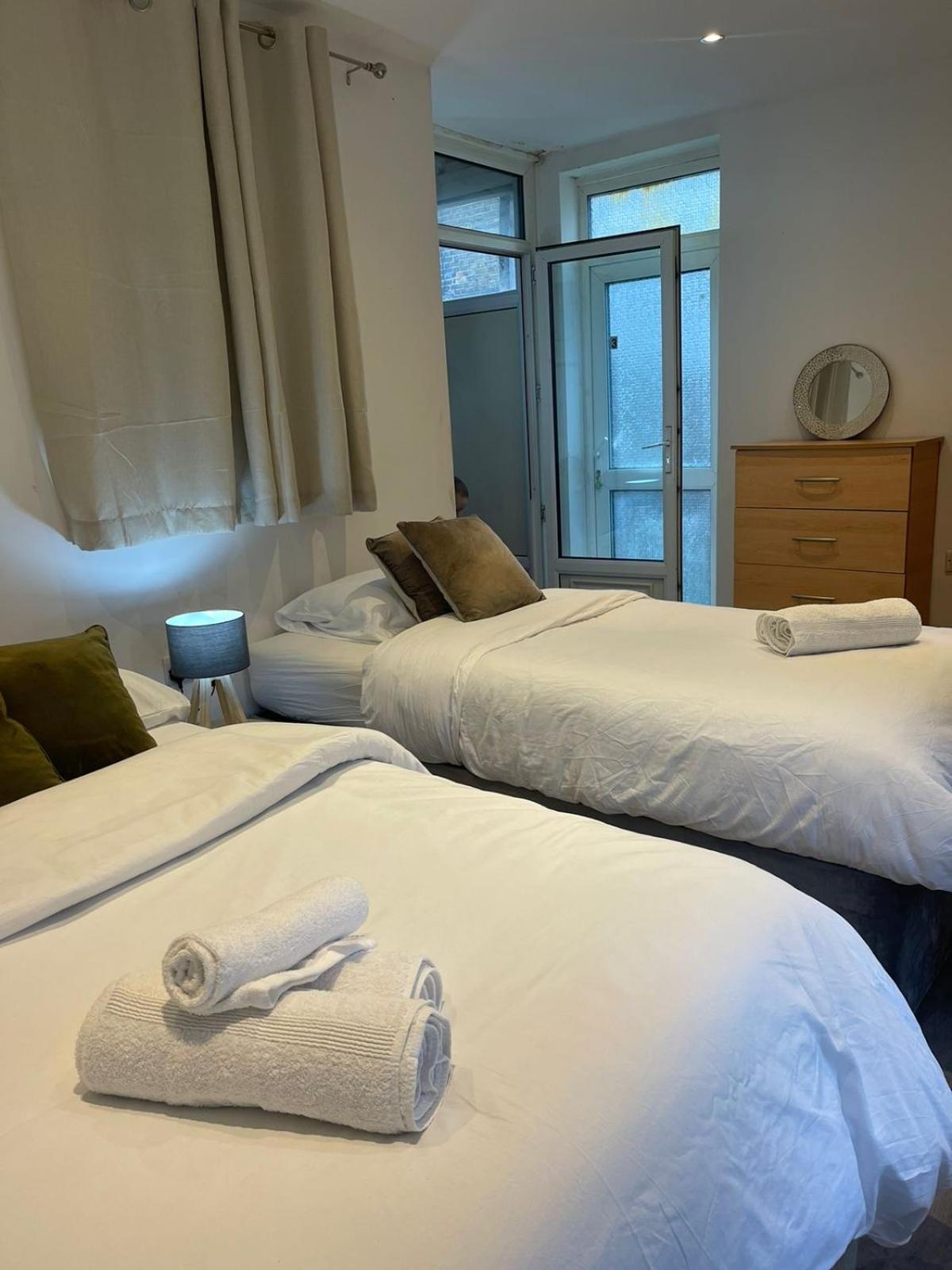 ברקינג Park View Homestay מראה חיצוני תמונה